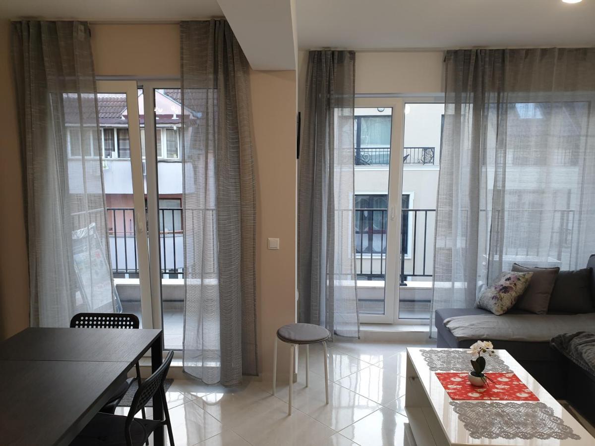 New The Twins Varna Two-Bedroom, Apt 5 At 15 Tsani Ginchev Street, Floor 3 Екстер'єр фото
