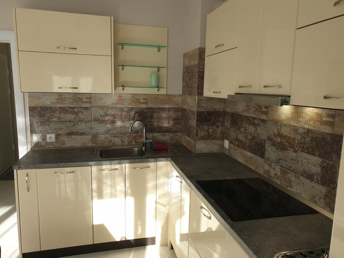 New The Twins Varna Two-Bedroom, Apt 5 At 15 Tsani Ginchev Street, Floor 3 Екстер'єр фото