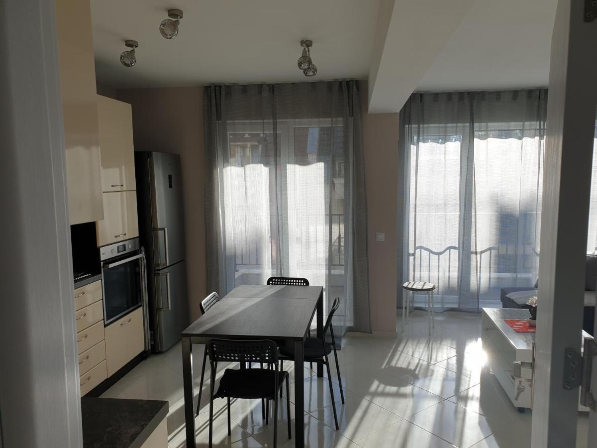 New The Twins Varna Two-Bedroom, Apt 5 At 15 Tsani Ginchev Street, Floor 3 Екстер'єр фото