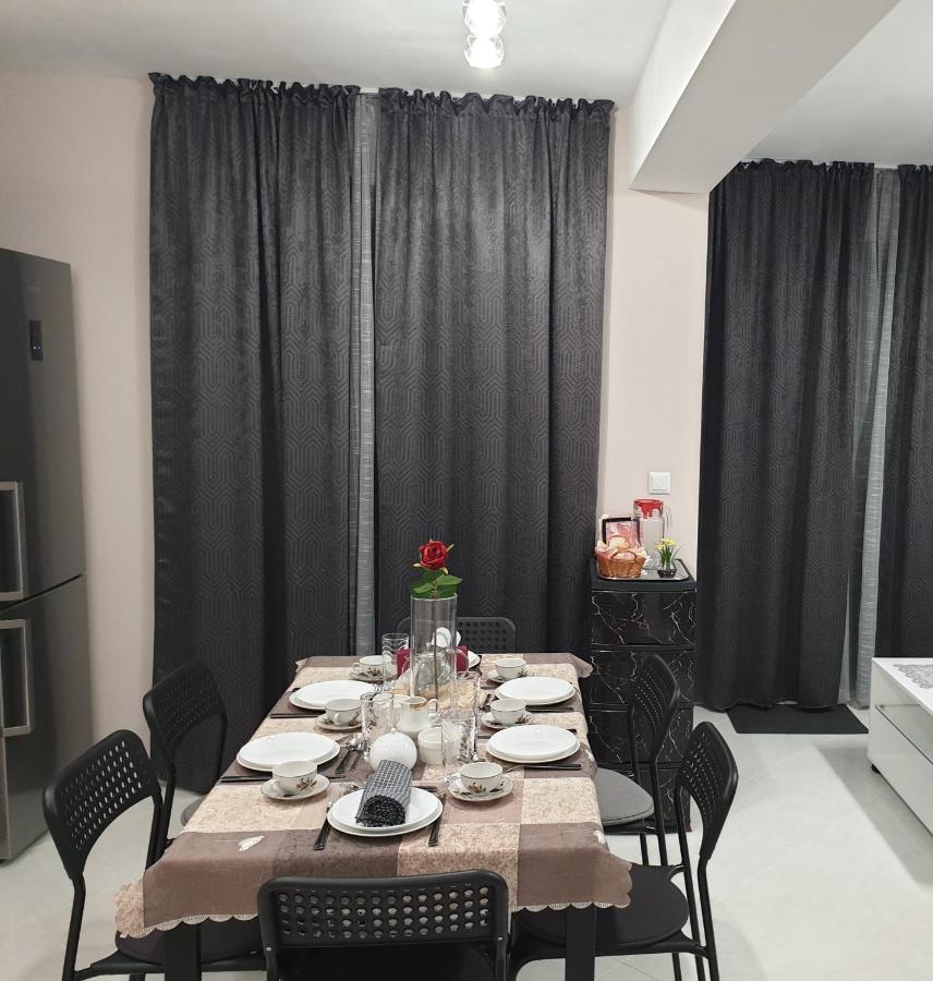 New The Twins Varna Two-Bedroom, Apt 5 At 15 Tsani Ginchev Street, Floor 3 Екстер'єр фото