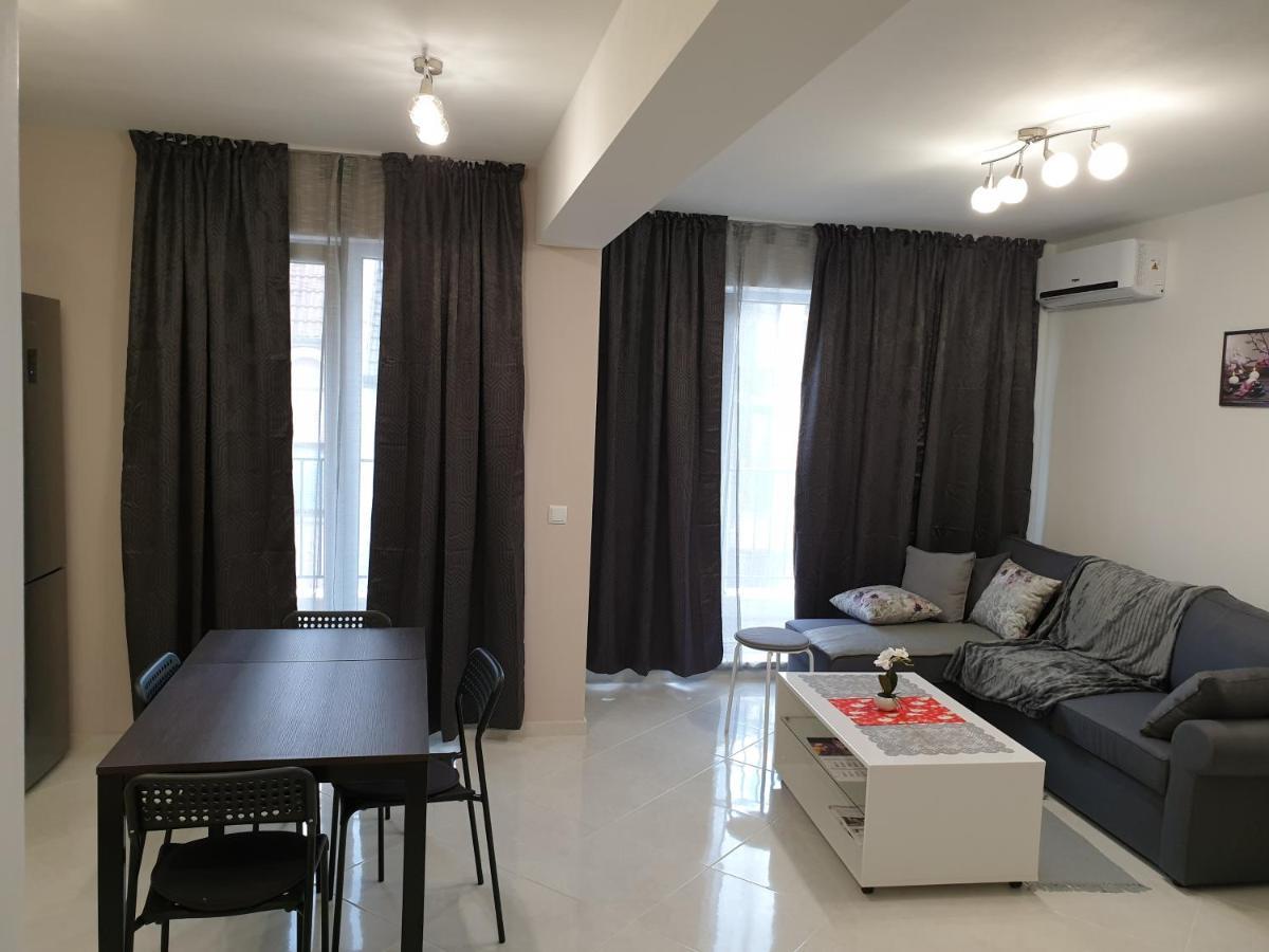 New The Twins Varna Two-Bedroom, Apt 5 At 15 Tsani Ginchev Street, Floor 3 Екстер'єр фото